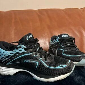 ASICS gel cumulus 19 size 8 women’s